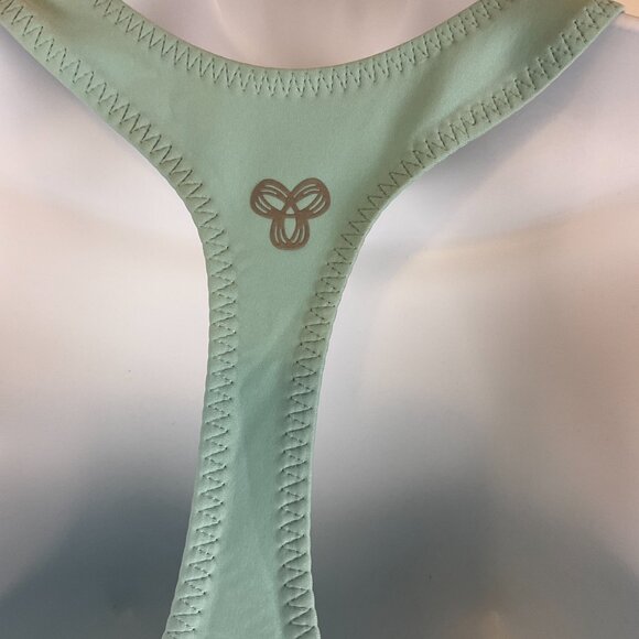 TNAction Cropped Top Sports Bra XS Light Mint Racerback - Picture 8 of 9
